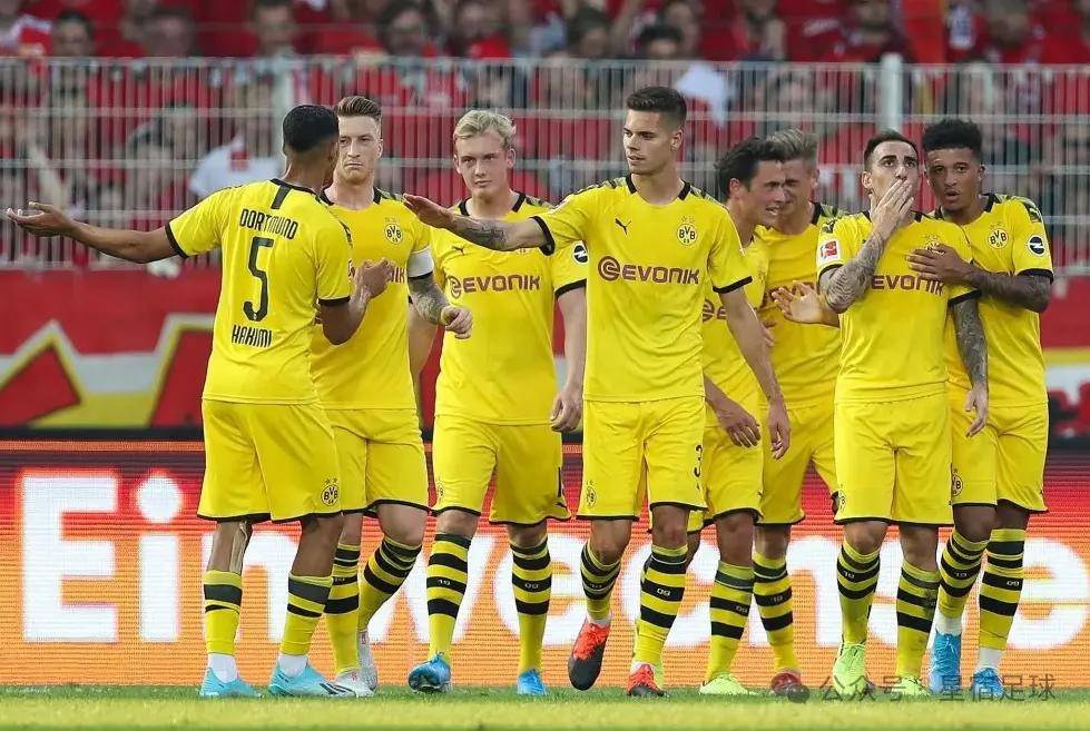 多特蒙德实现逆转,球队表现为观众带来惊喜 多特蒙德实现逆转,球队表现为观众带来惊喜