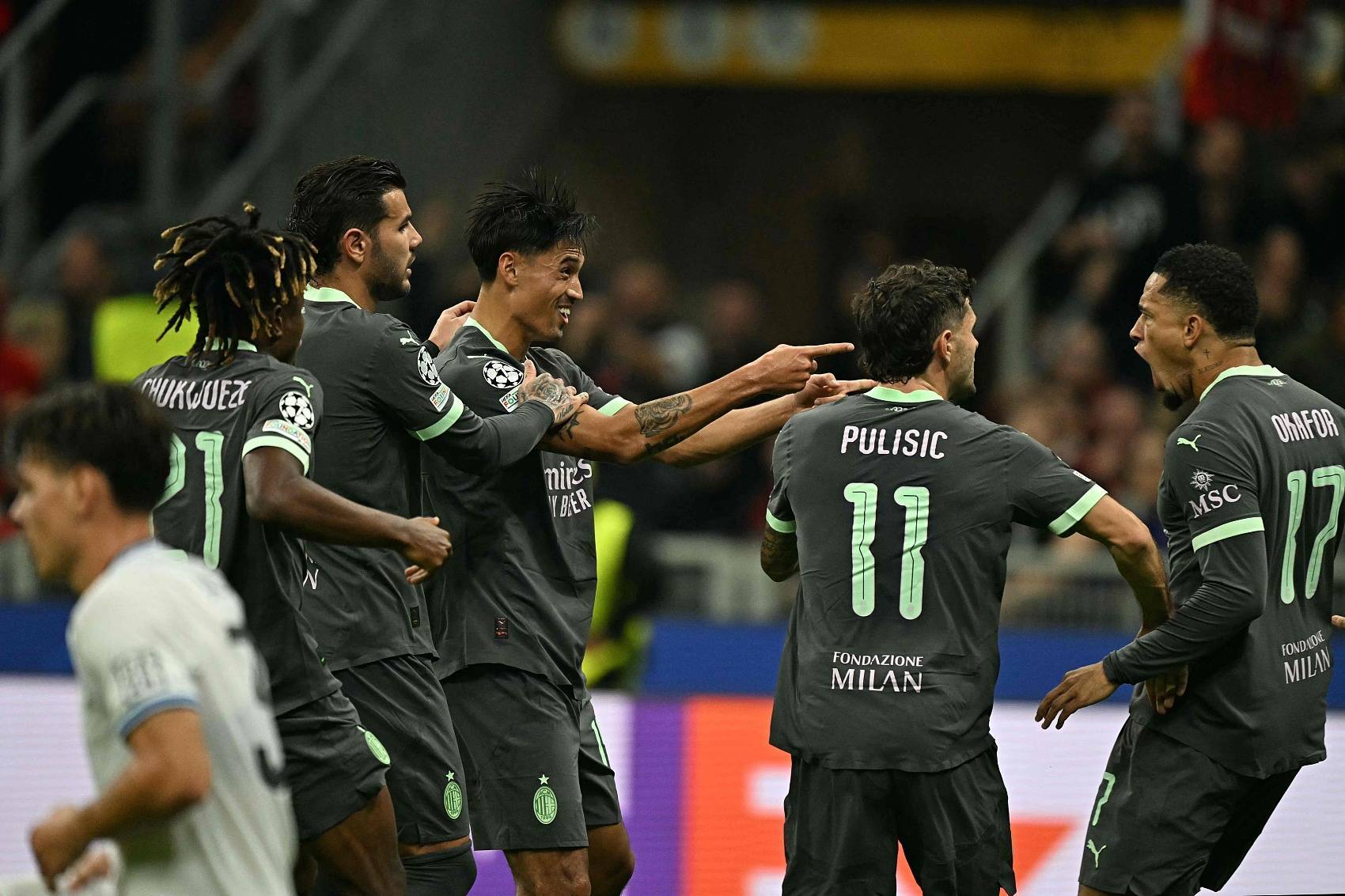 新锐球员崭露头角,突围豪门决赛 新锐球员崭露头角,突围豪门决赛