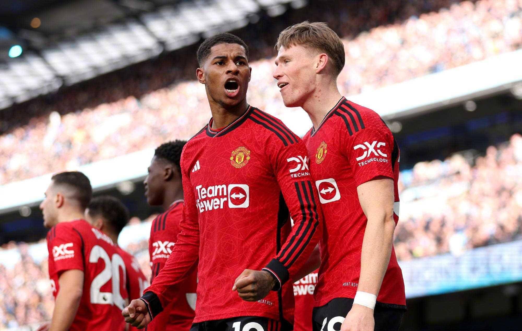 曼联前锋伤愈复出,球队战斗力大增 曼联前锋伤愈复出,球队战斗力大增