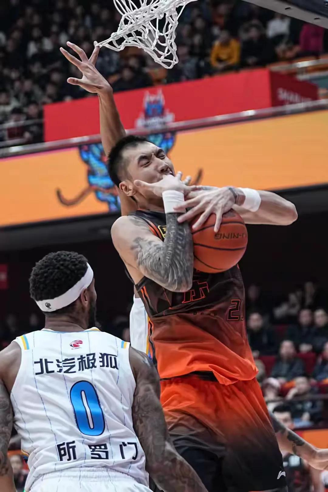 雷速直播-淄博蹴鞠主场爆冷败北，遭遇赛季首败