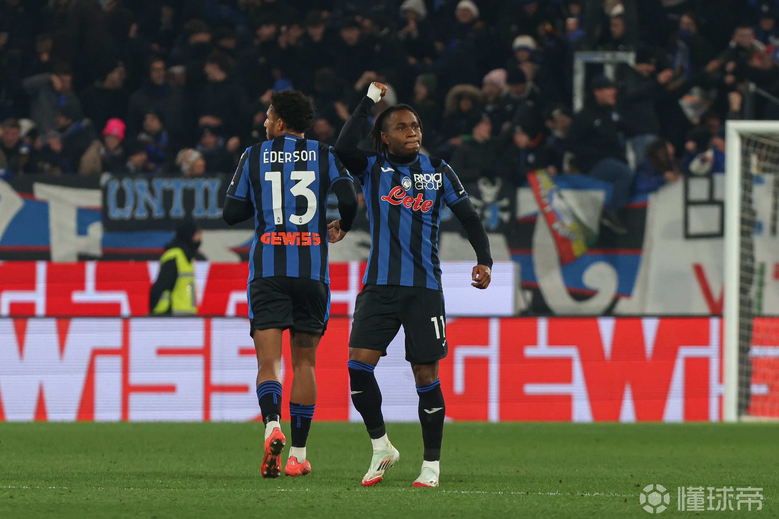 意甲联赛中一次精彩的进球引发热议 意甲联赛中一次精彩的进球引发热议