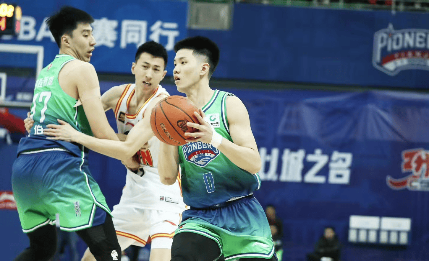 吉林队实现反超,逆转胜利引人瞩目 吉林队实现反超,逆转胜利引人瞩目