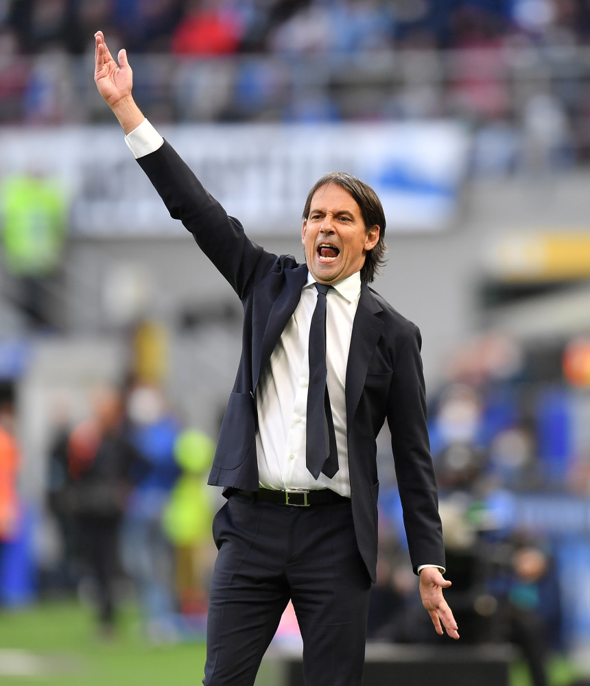 维罗纳球队战绩不佳,教练组面临压力 维罗纳球队战绩不佳,教练组面临压力