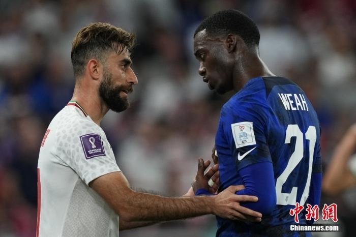 俄罗斯险胜荷兰,逼近小组头名 俄罗斯险胜荷兰,逼近小组头名