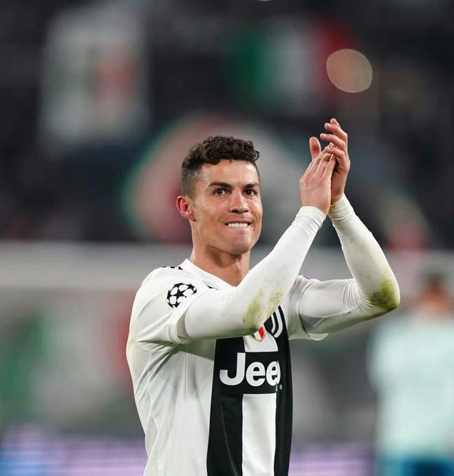 尤文提前夺冠!C罗梅开二度,轻取对手! 尤文提前夺冠!C罗梅开二度,轻取对手!