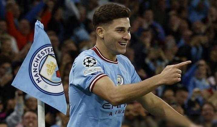 曼城前锋风采依旧,斩获精彩进球 曼城前锋风采依旧,斩获精彩进球