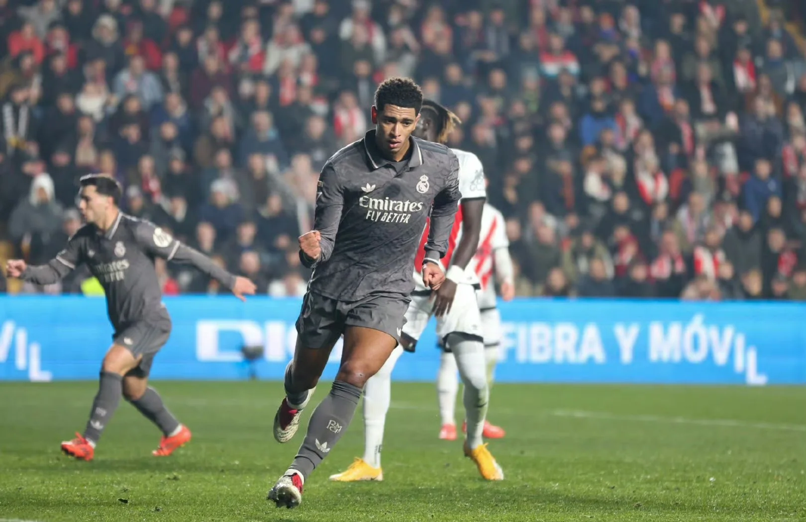 巴列卡诺遭遇惨败,客场数据不佳 巴列卡诺遭遇惨败,客场数据不佳