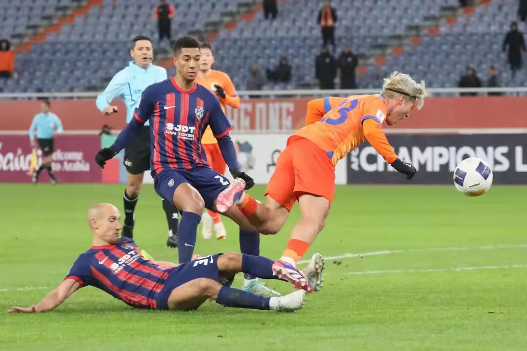 主教练战术起作用,帮助球队获胜 主教练战术起作用,帮助球队获胜