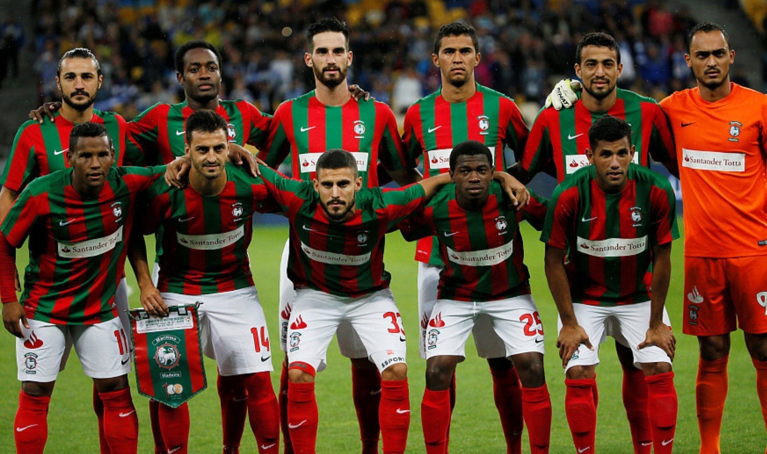 保加利亚国家队在场上展现出色,获得胜利 保加利亚国家队在场上展现出色,获得胜利