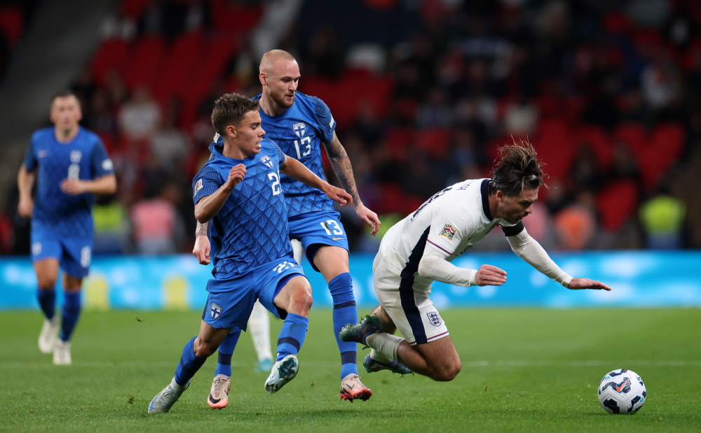 梦幻般的欧国联比赛,球员们尽展绝活 梦幻般的欧国联比赛,球员们尽展绝活