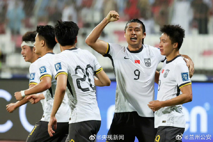 体育赛事中,队员们取得一连串胜利 体育赛事中,队员们取得一连串胜利