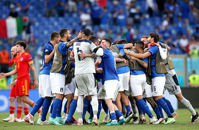 爱尔兰国家队迎来挑战,备战葡萄牙 爱尔兰国家队迎来挑战,备战葡萄牙