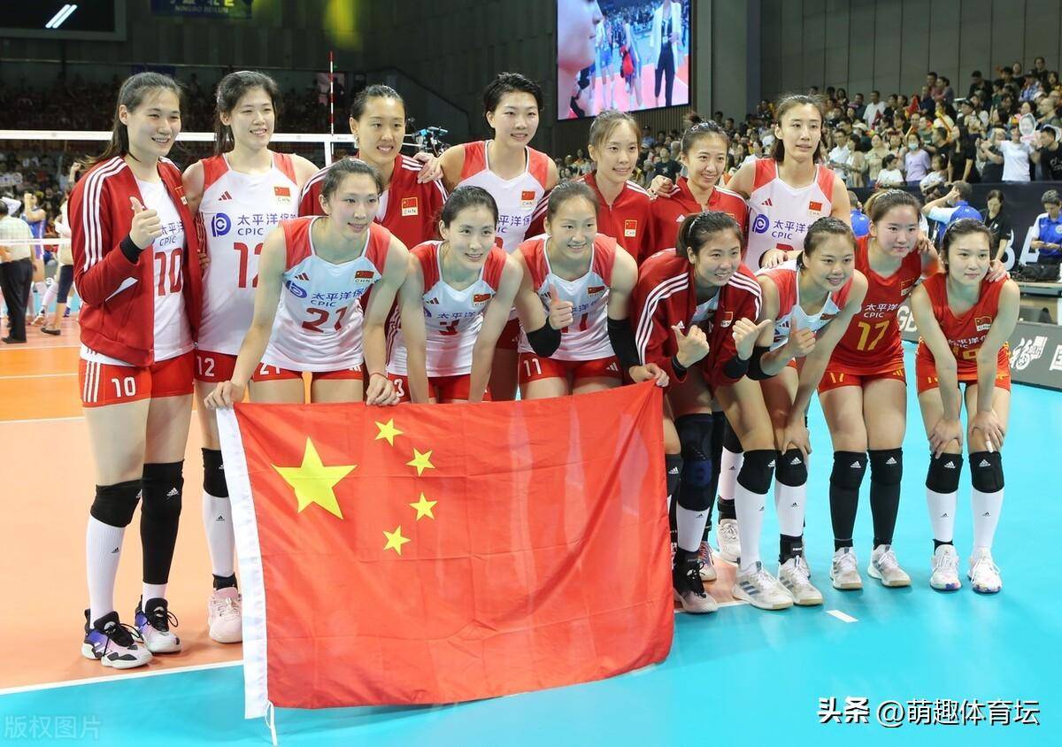 女子排球赛场热闹非凡,韩国队勇获银牌 女子排球赛场热闹非凡,韩国队勇获银牌