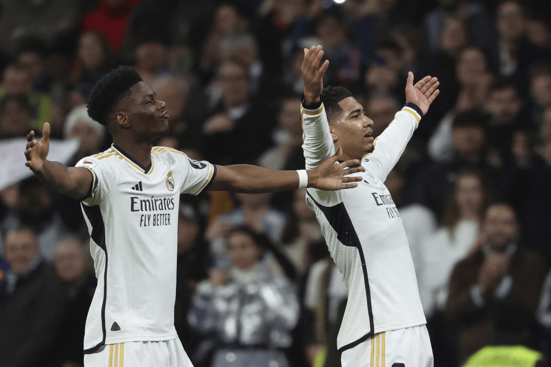 巴塞罗那在对阵摩纳哥的比赛中展现出强劲实力 巴塞罗那在对阵摩纳哥的比赛中展现出强劲实力