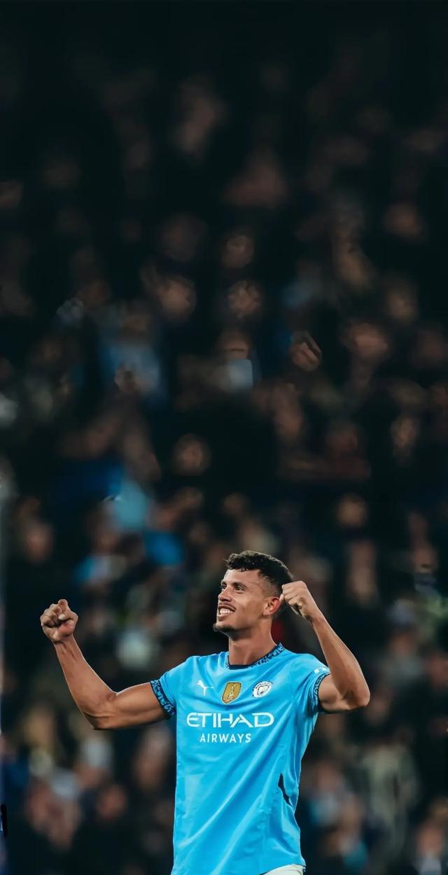 曼城客场逆袭沃特福德,继续不败战绩 曼城客场逆袭沃特福德,继续不败战绩