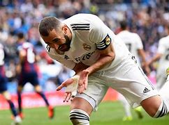 門兴格拉德巴赫客场不敌云达不萊梅，前四處境危險