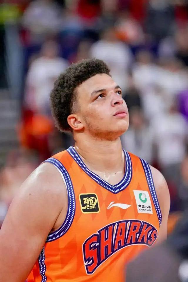 雷吉尔连胜终结，客场不敌对手