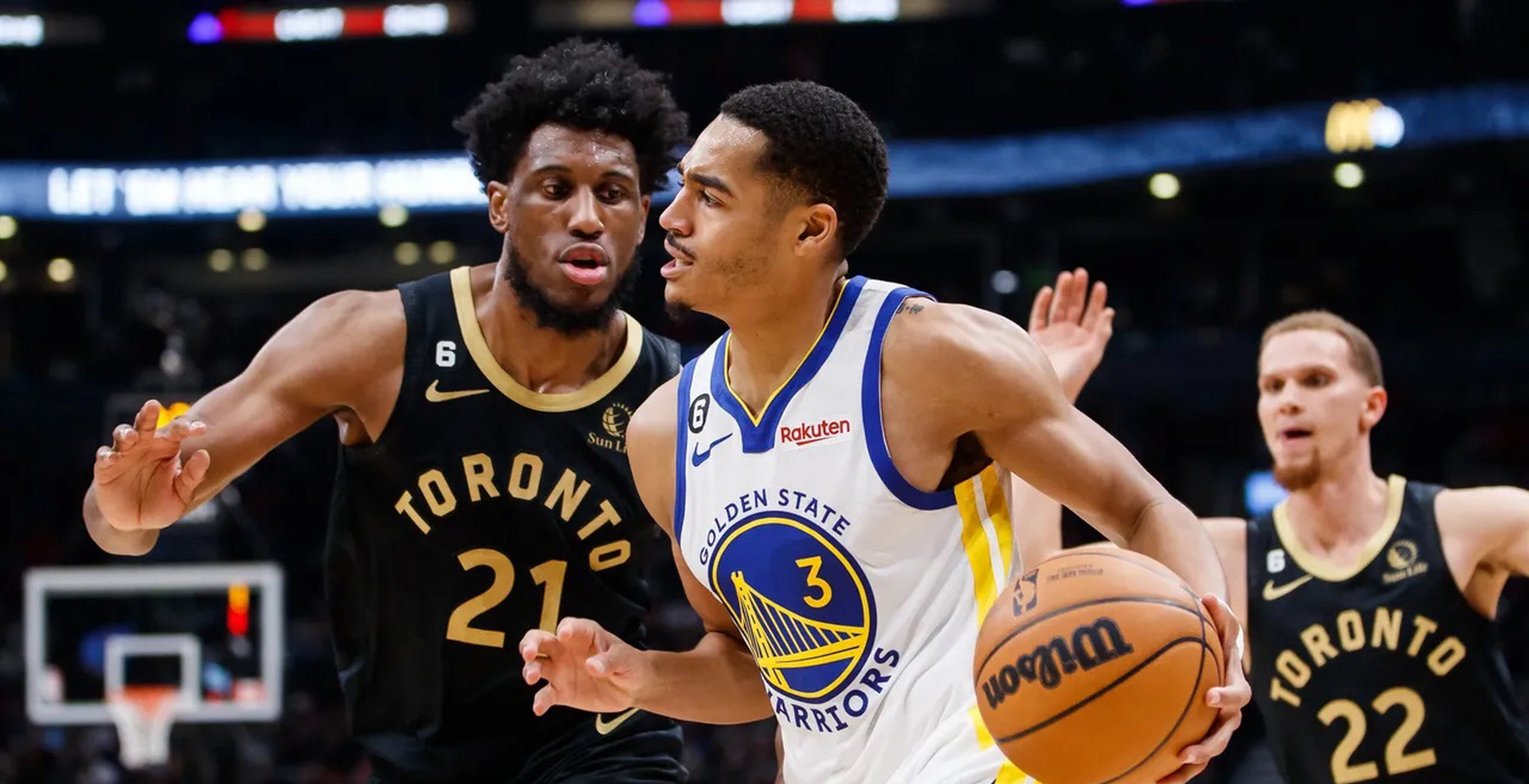 勇士全队复出，大胜猛龙迎来胜利