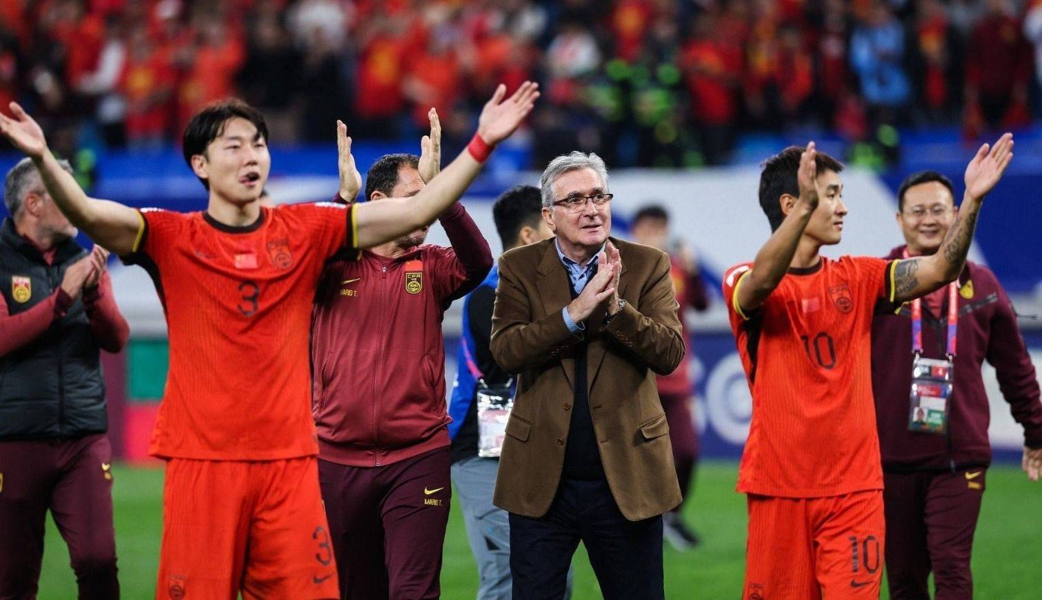 湖北队遭遇三连败,暂时陷入低谷 湖北队遭遇三连败,暂时陷入低谷