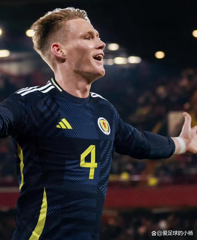 苏格兰队在欧洲杯赛中奋力争先 苏格兰队在欧洲杯赛中奋力争先