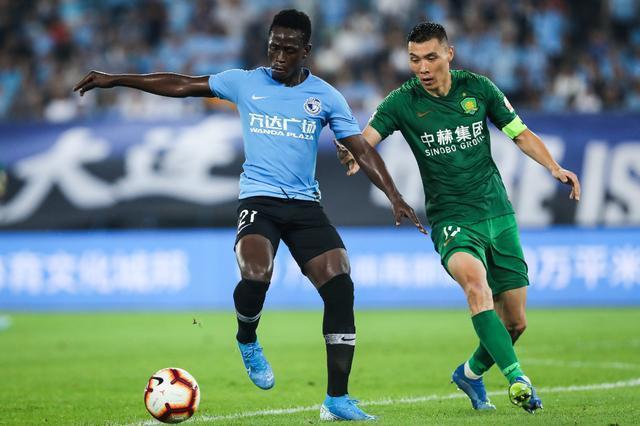 大连人主场战平重庆力帆,积分榜上升至第七 大连人主场战平重庆力帆,积分榜上升至第七