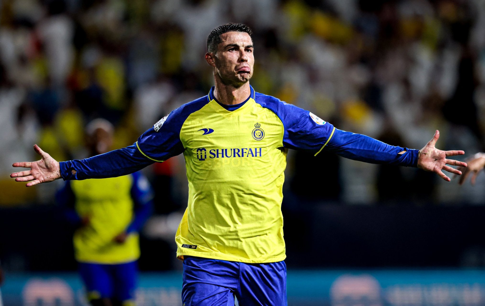 瓦利斯和富图纳队取得胜利,胜利晋级 瓦利斯和富图纳队取得胜利,胜利晋级