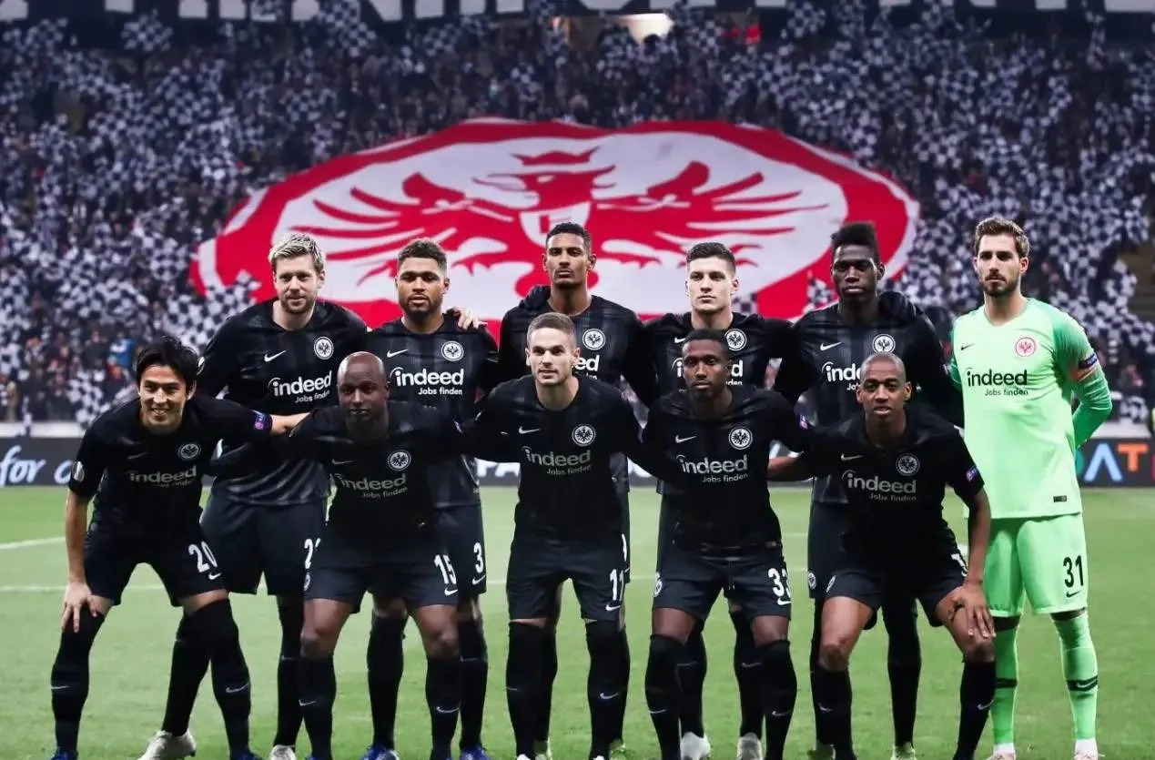 法兰克福主场大胜,球队实力彰显 法兰克福主场大胜,球队实力彰显