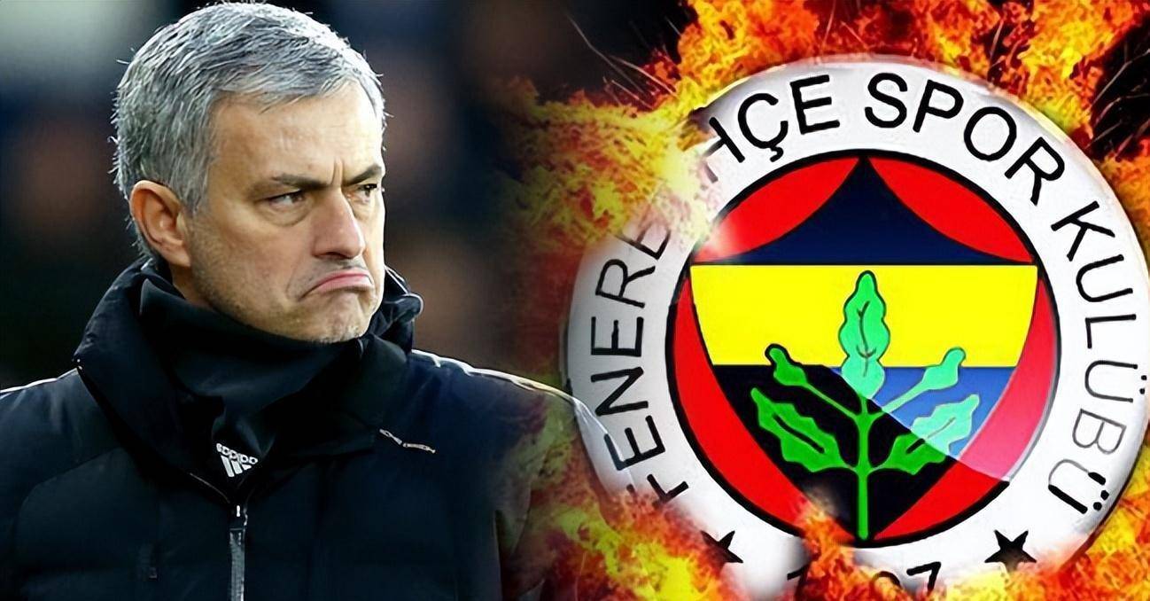 波尔图主场大胜曼联,告别比赛 波尔图主场大胜曼联,告别比赛