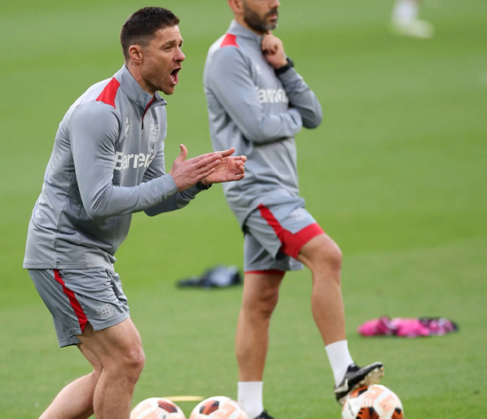 沙尔克04面对不可战胜的门兴格拉德巴赫