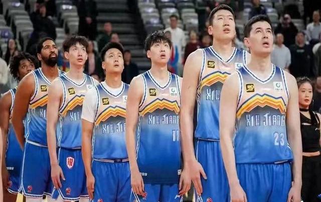 强队对阵，谁能逆转谁能统治赛场