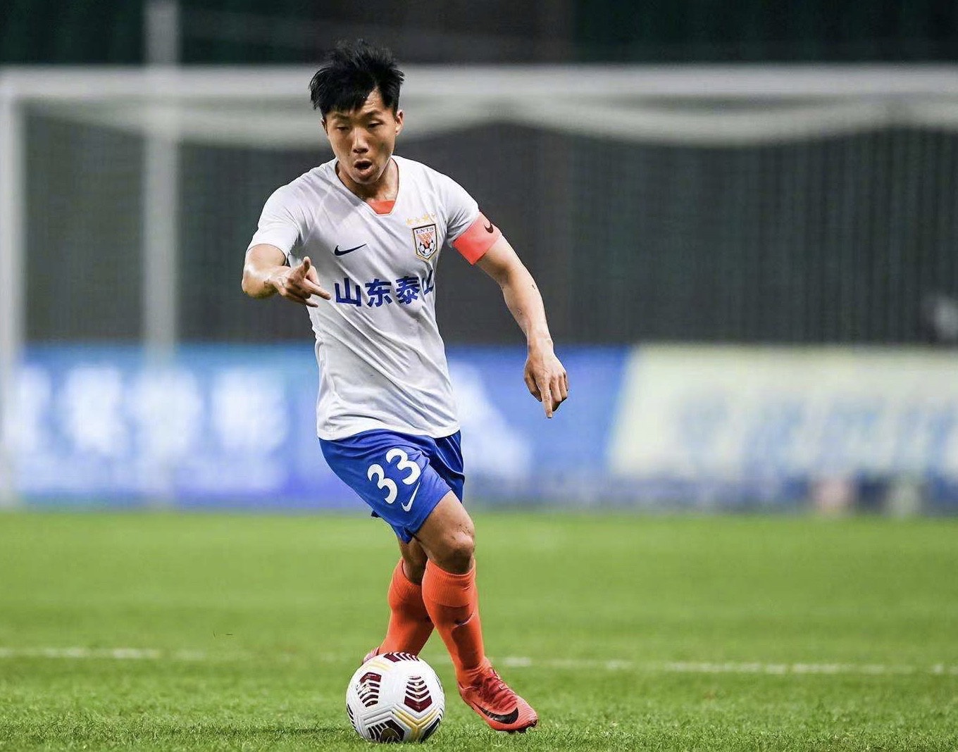 防线严守保持连胜,至关重要的角色 防线严守保持连胜,至关重要的角色