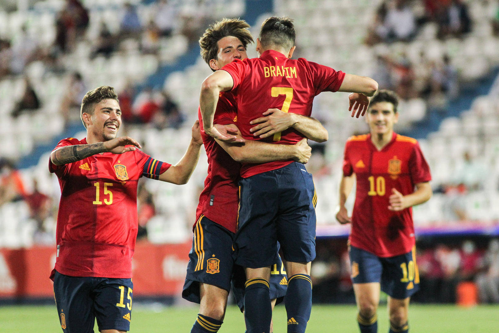 葡萄牙携手俄罗斯,西班牙遗憾告别 葡萄牙携手俄罗斯,西班牙遗憾告别