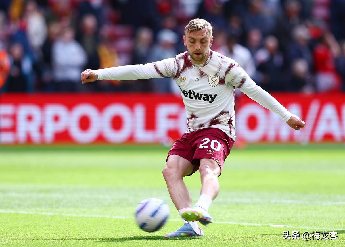 利物浦边锋受罚停赛,球队射手线再次脆弱 利物浦边锋受罚停赛,球队射手线再次脆弱