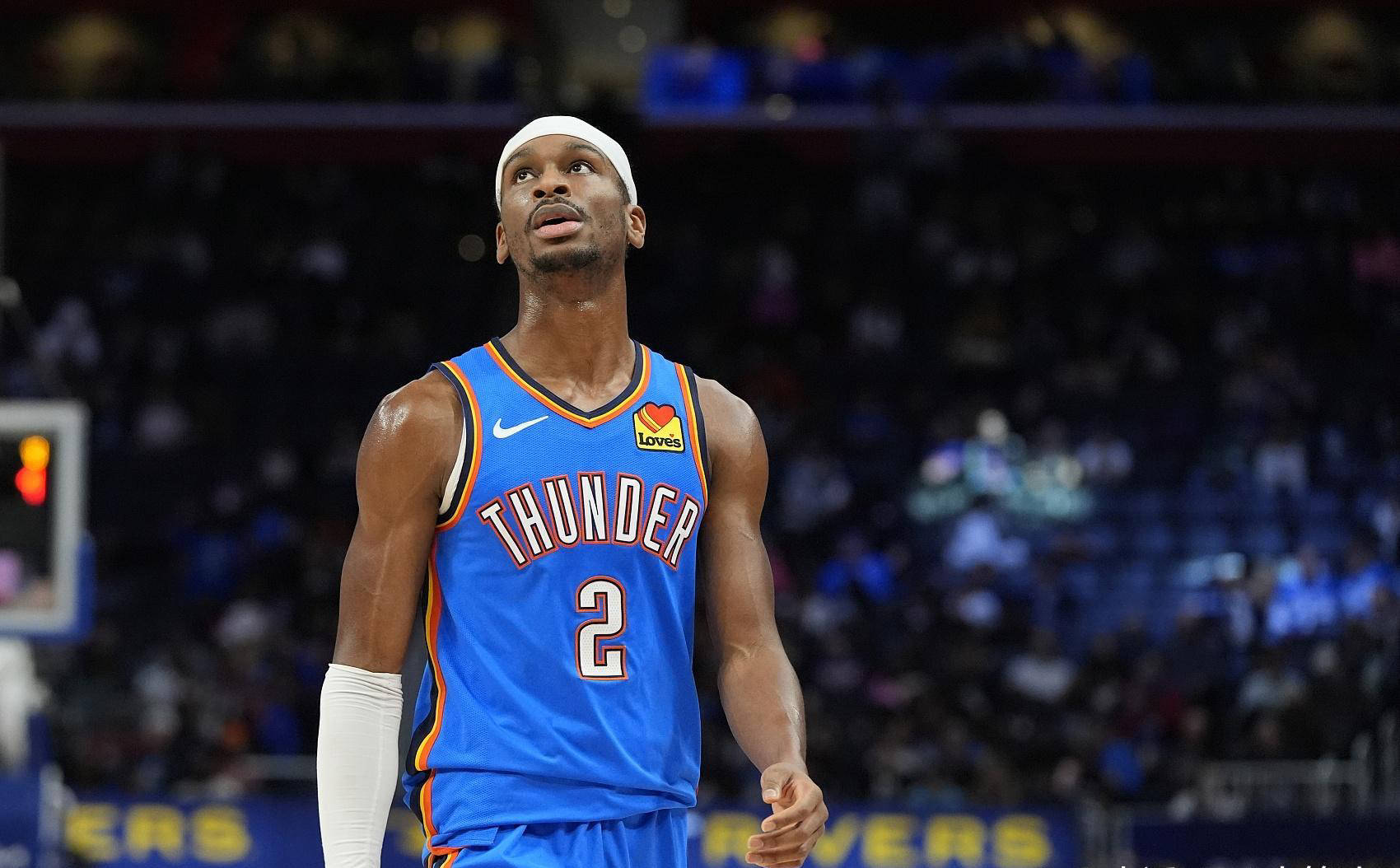 火箭成功击败雷霆取得系列赛2-0领先 火箭成功击败雷霆取得系列赛2-0领先