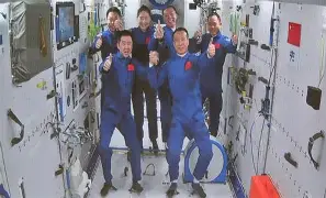 太空人几喜邀客热，克里斯森丁开中系歇赛