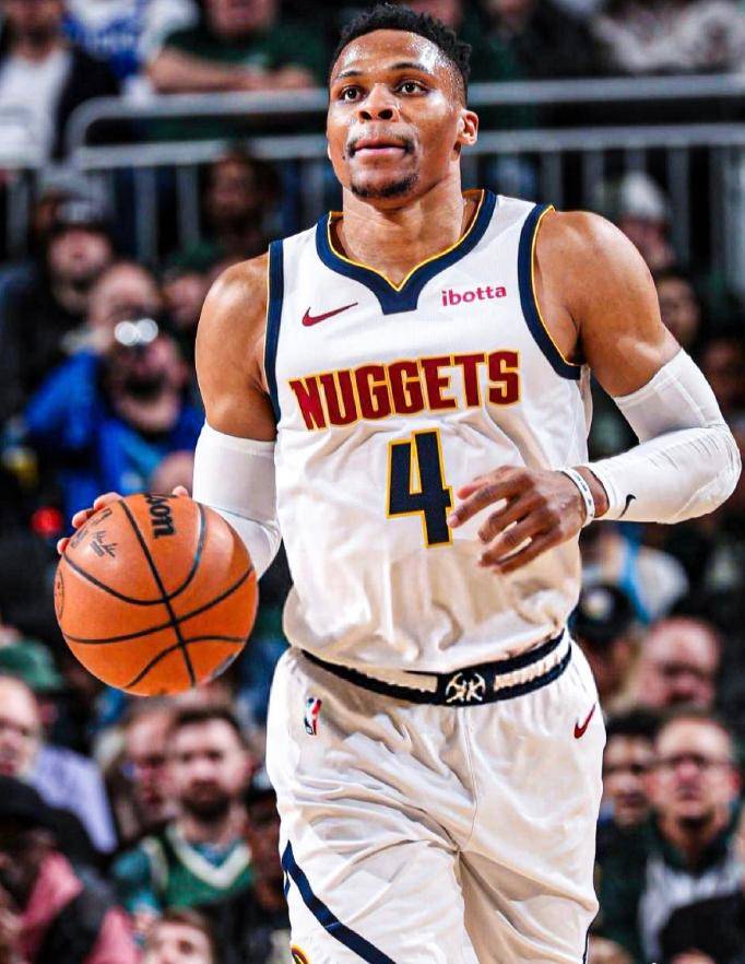 凯尔特人雄心勃勃,稳胜掘金 凯尔特人雄心勃勃,稳胜掘金