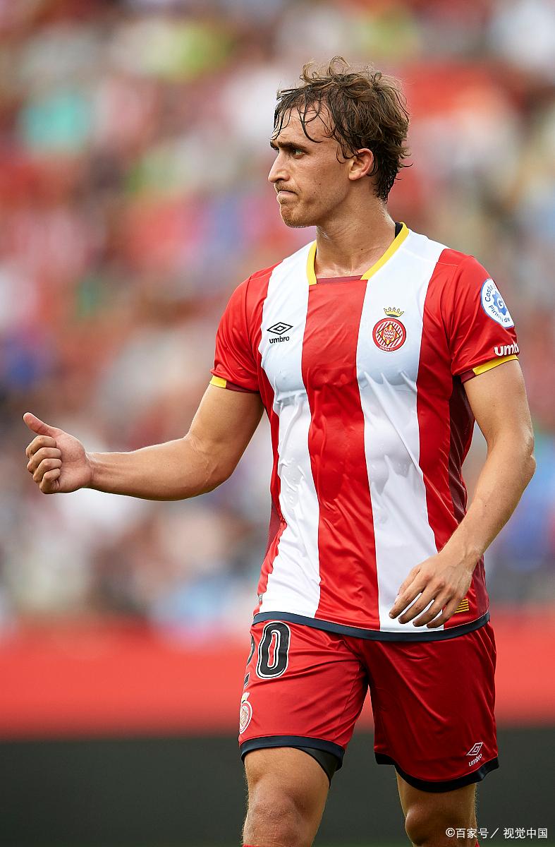 赫罗纳球员荣登射手榜首,终结干瘪 赫罗纳球员荣登射手榜首,终结干瘪