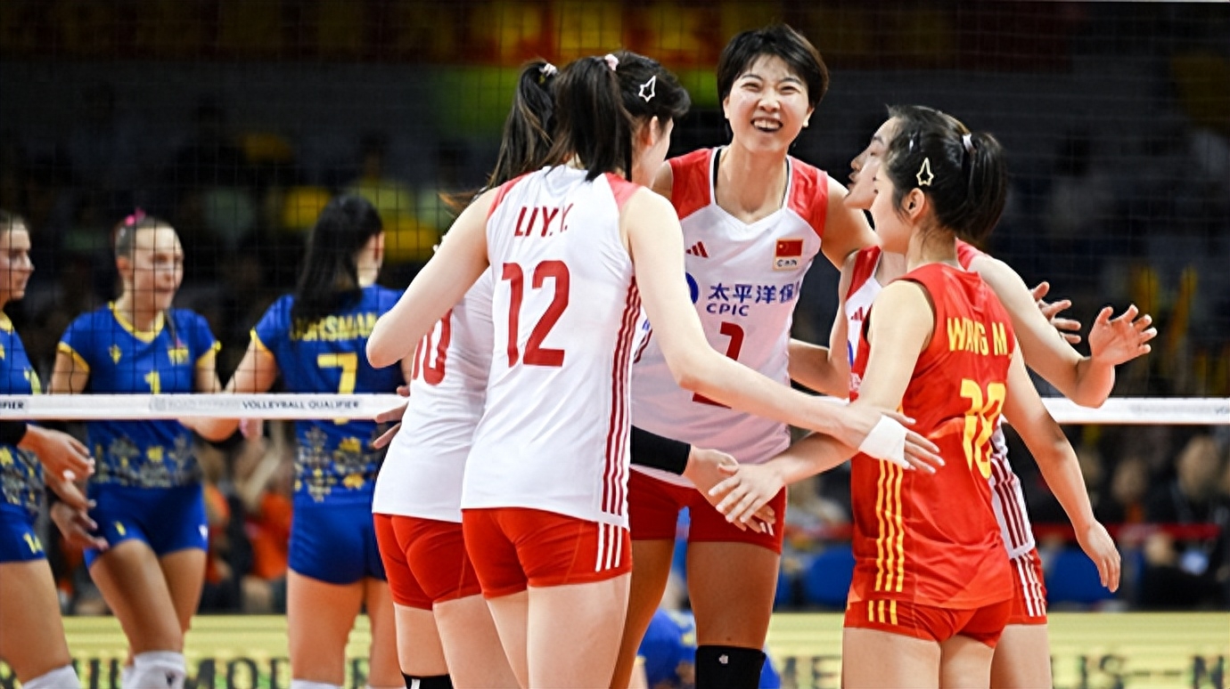 印度女排奋勇争取胜利,闪耀赛场 印度女排奋勇争取胜利,闪耀赛场