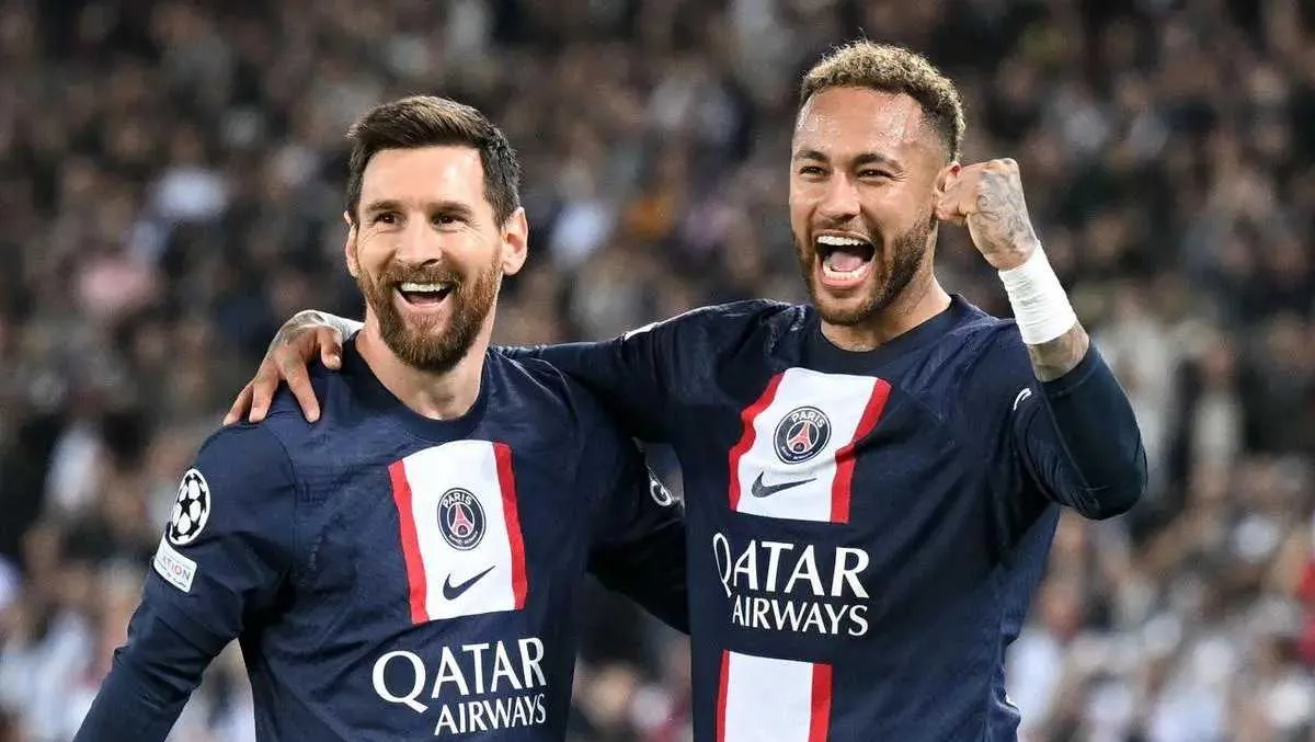 梅西C罗谁更胜一筹,巴萨皇马擦出激烈火花! 梅西C罗谁更胜一筹,巴萨皇马擦出激烈火花!