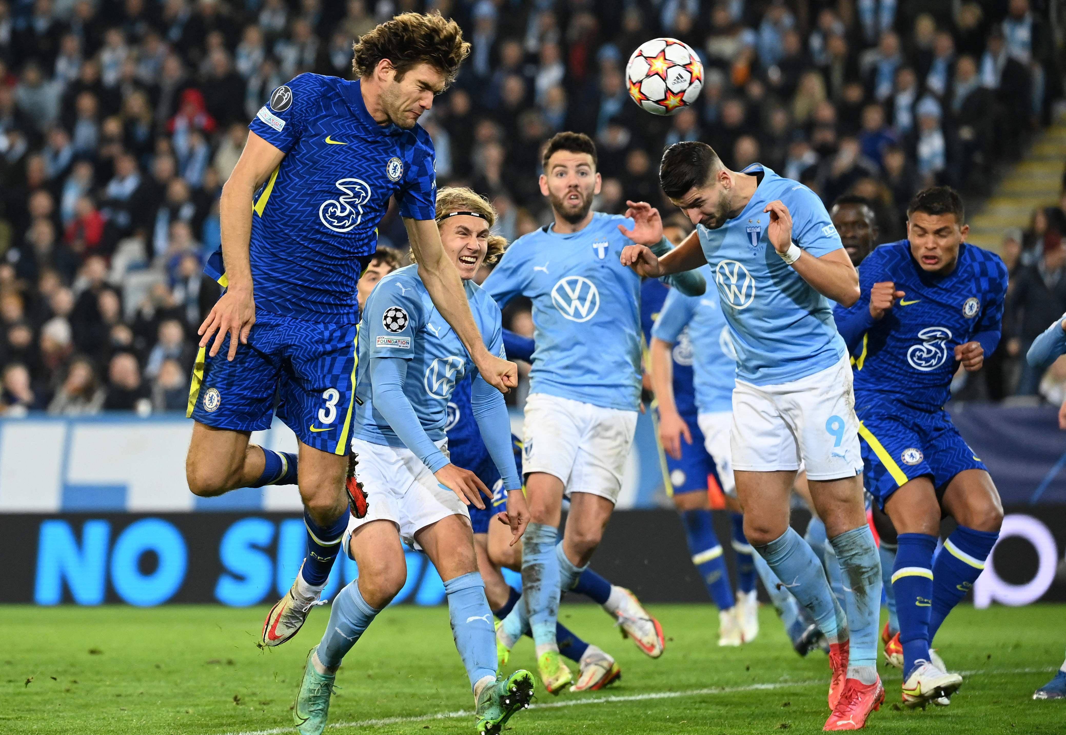 沙尔克04客场战平了不伦瑞克,双方激战无果 沙尔克04客场战平了不伦瑞克,双方激战无果