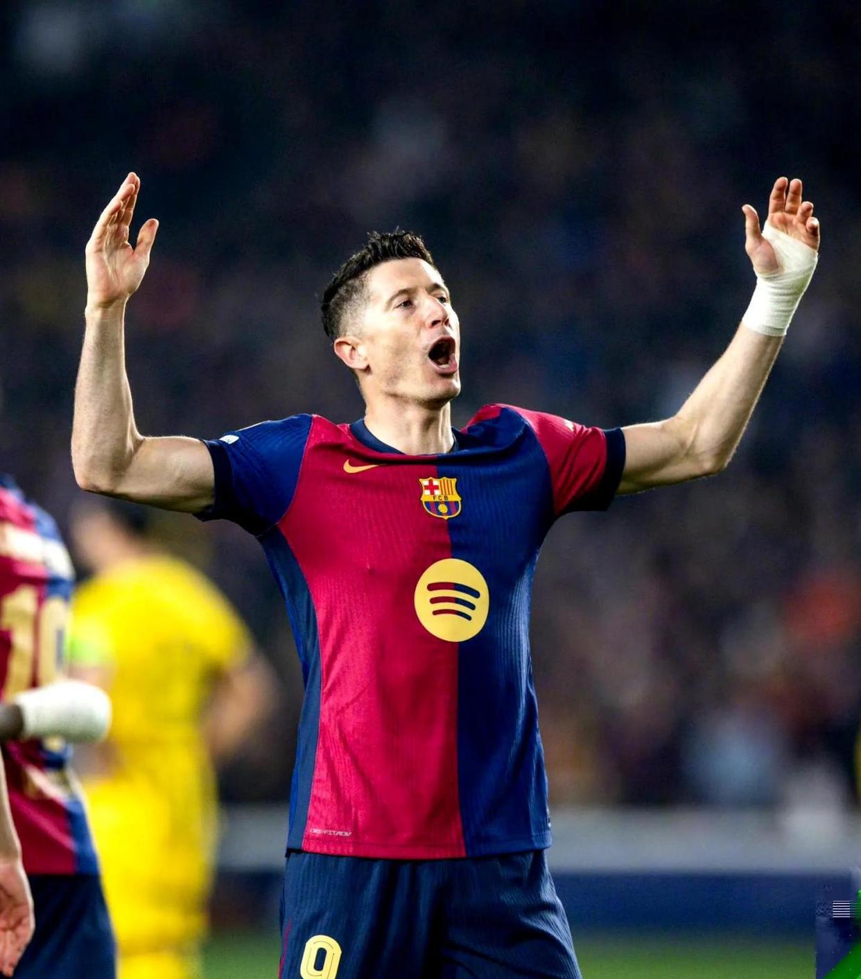 目不暇接！欧洲冠军赛事引爆球迷狂热