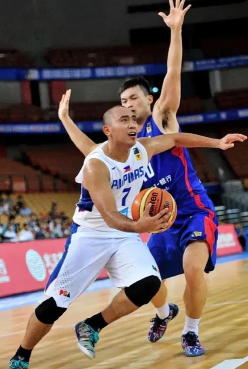 菲律宾运动员在篮球比赛中再次获胜 菲律宾运动员在篮球比赛中再次获胜