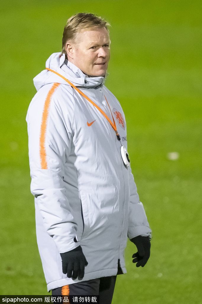 雷速官网下载-凯尔特人队员训练态度严谨，备战下一场比赛