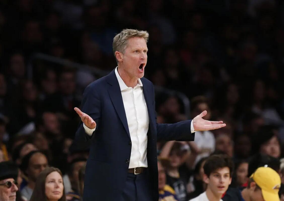 凯尔特人队员训练态度严谨,备战下一场比赛 凯尔特人队员训练态度严谨,备战下一场比赛