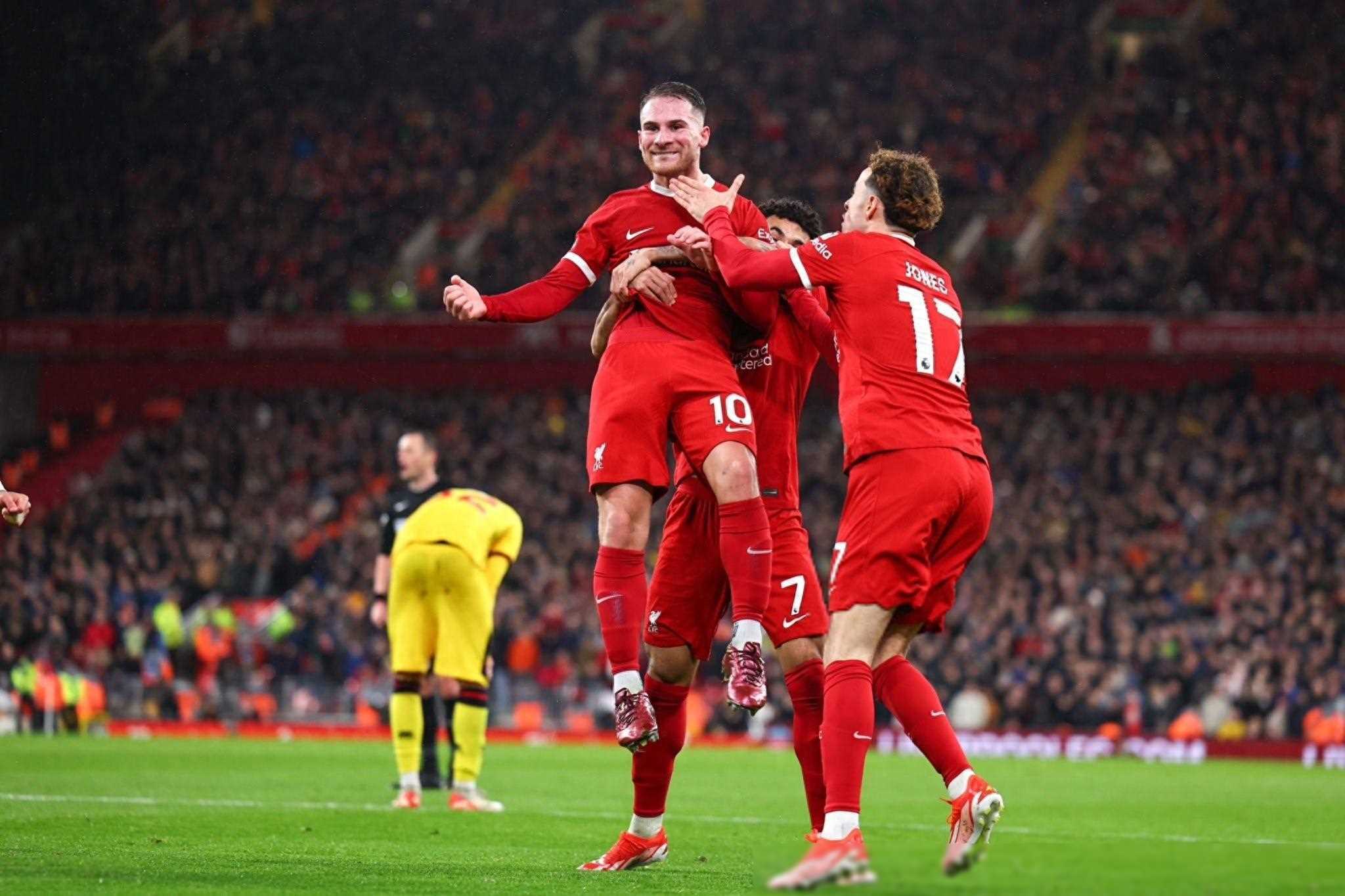 巴黎圣日耳曼成功击败对手取得胜利 巴黎圣日耳曼成功击败对手取得胜利