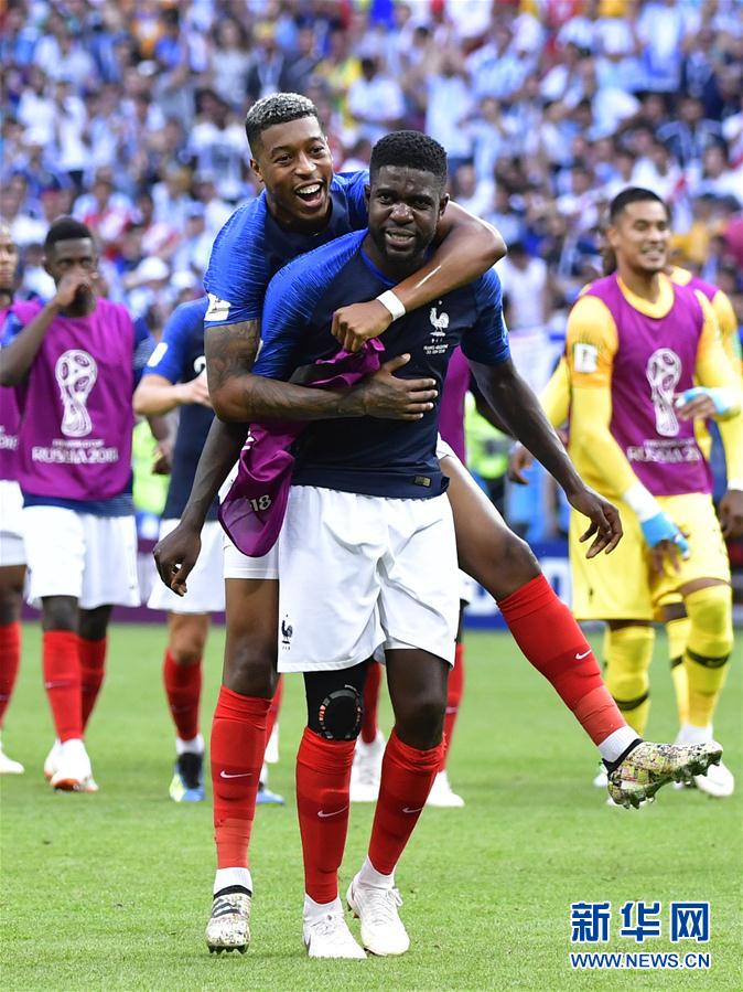 法国国家队顶住压力，取得胜利轻松晋级