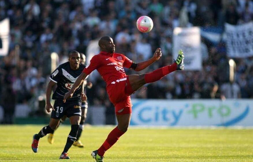 波尔多主场击败,重要比赛取得胜利 波尔多主场击败,重要比赛取得胜利