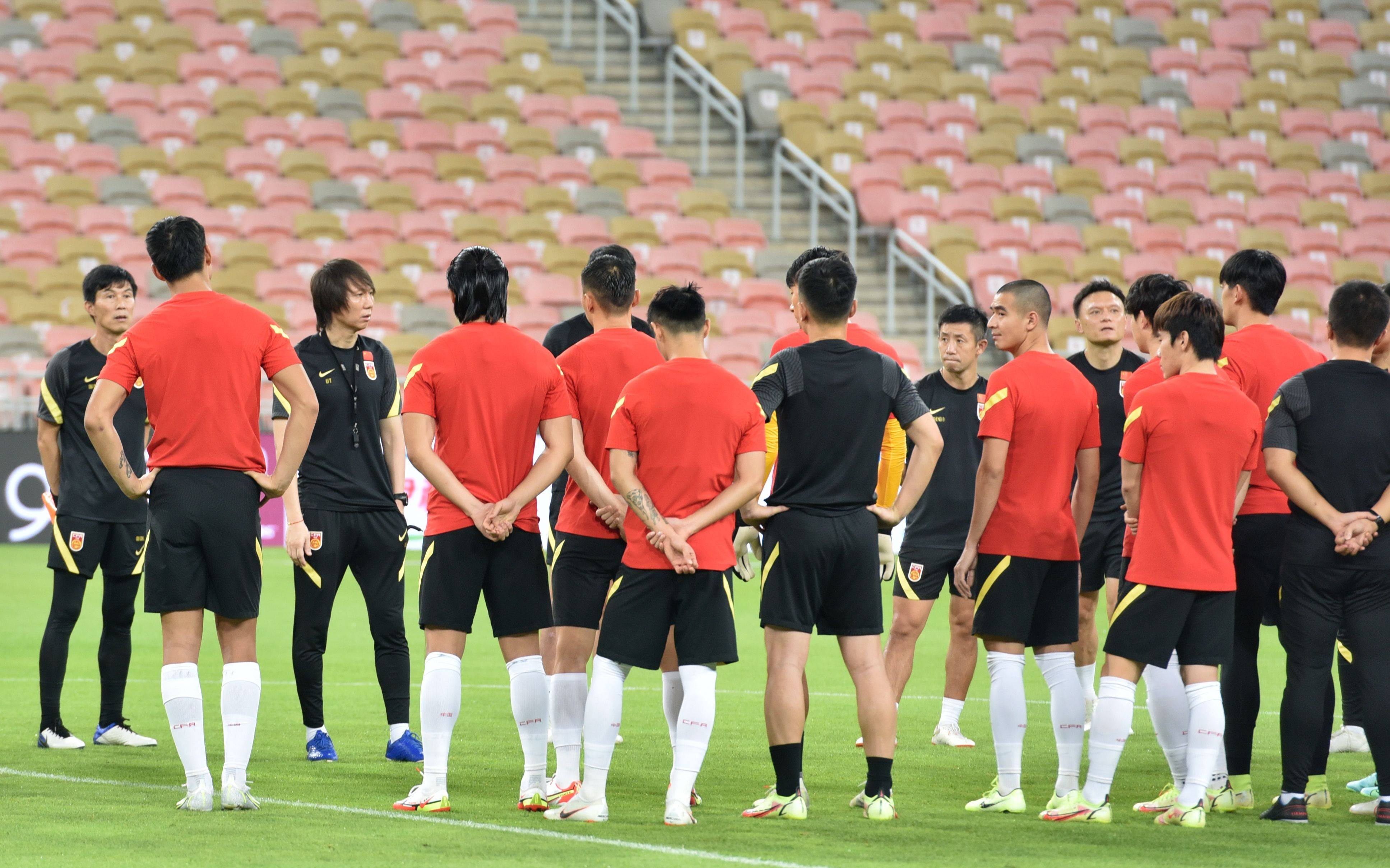 雷速官网-沃尔夫斯堡球队全力备战，积极备战