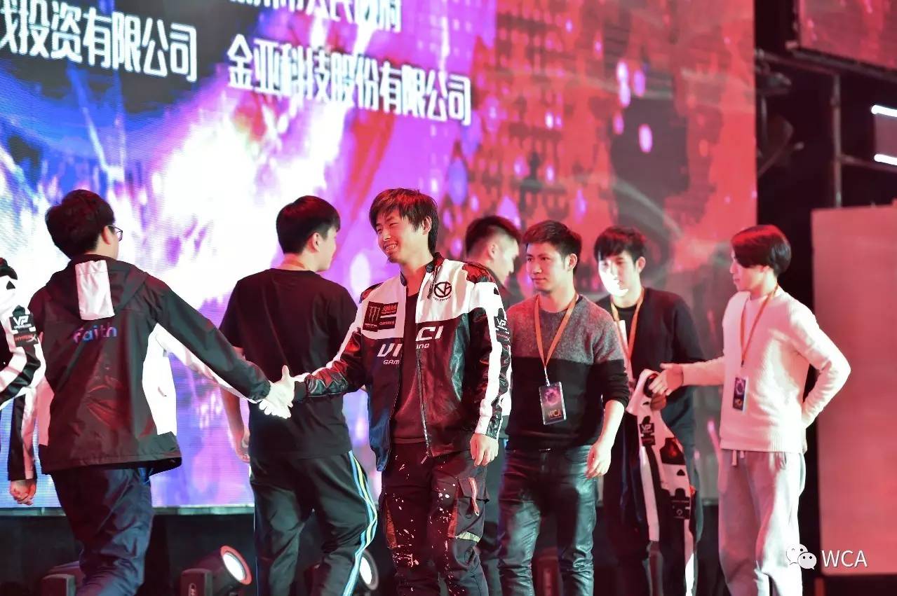 雷速直播-新一轮激战火热展开，选手争夺荣耀