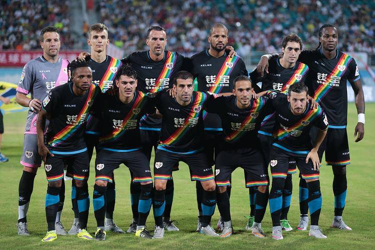 摩纳哥客场逆转，反超对手取得胜利